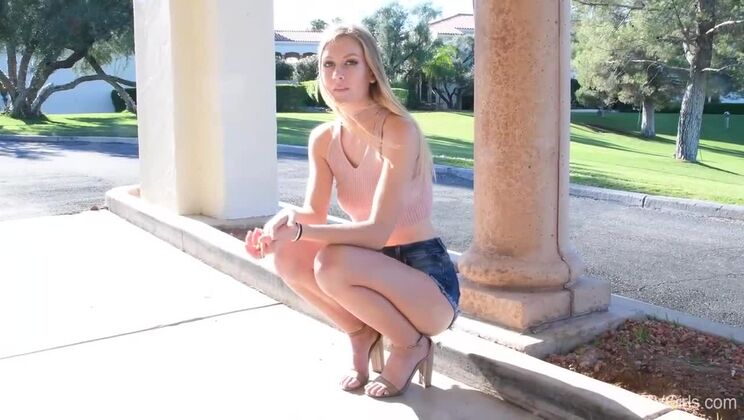 Jenni's Hot Young Body - Solo Squirt Show