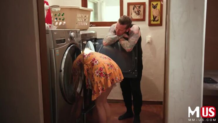 [ModelMediaUS] - Izzy Lush Gets Wet in Laundry Scene - Izzy Lush