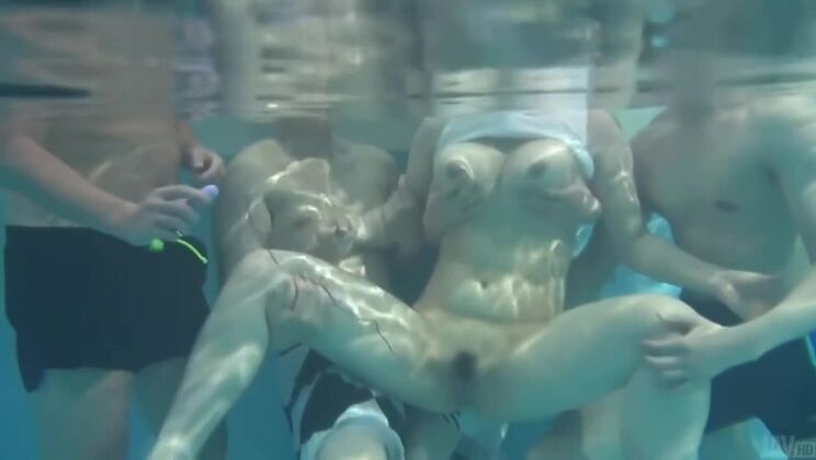 [JavHD] - Hot Japanese MILF Suzuna Komiya with Big Tits Giving Blowjob - Suzuna Komiya