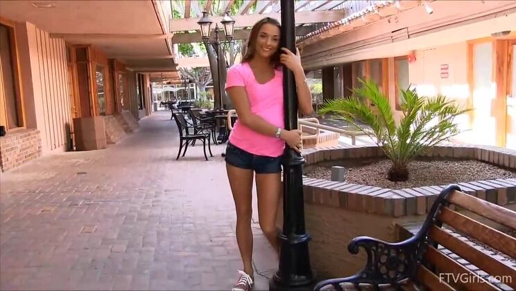 Solo Fetish Star Mary Exposed