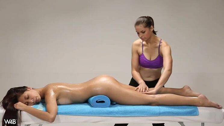 [Watch4Beauty] - Paula Shy’s Hot Body Worshiped in Massage - Christy Charming