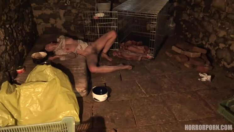 [HorrorPorn] - Horror Porn 3: The Girl in The Cage