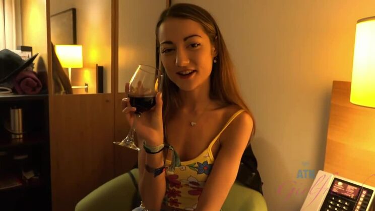 Lily Adams Amateur Outdoor Squirting Fun