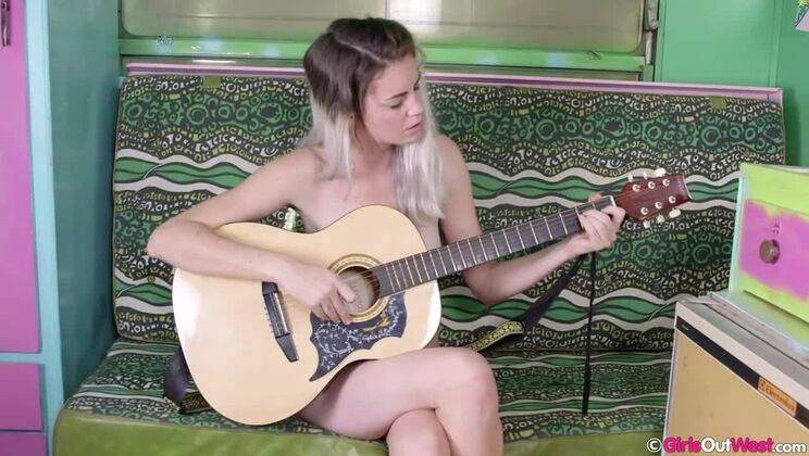 Playing Alone - Tasmyn's Hairy Delight