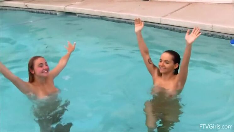 Beautiful Lesbians Get Down