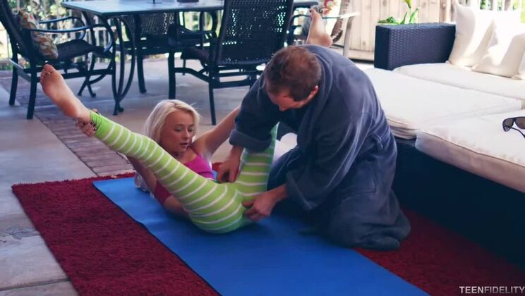 [TeenFidelity] - Ryan Madison and Maddy Rose in a Hot Outdoor Sex Scene