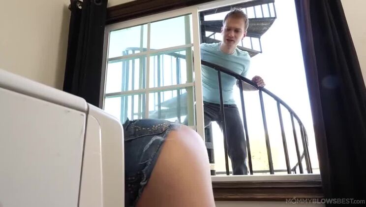 Busty Christie Stevens Takes a POV Facial