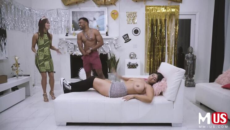 [ModelMediaUS] - Violet Myers' Incredible Big Tits In Hardcore Interracial - Violet Myers