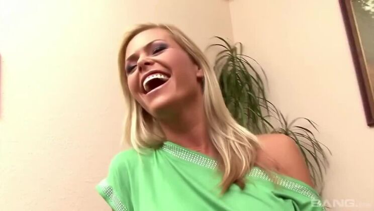 Solo Hairy Blonde Masturbating with Vibrator