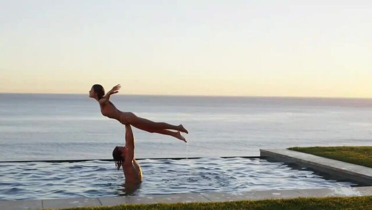 Jessica's Handjob with Sexy Young Ballerinas