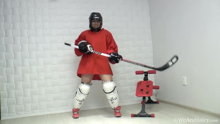 Jia, the Sexy Brunette Hockey Amateur