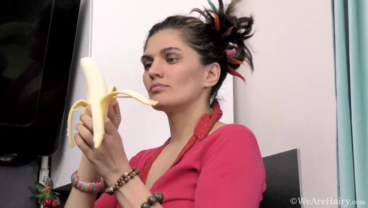 Sexy Solo Play: Ananda Ray Teases Her Wet Pussy