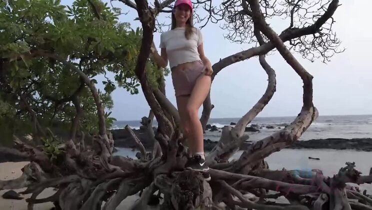 [ATKGirlfriends] - Jill Kassidy's Beachside Fingering in Hawaii - Jill Kassidy