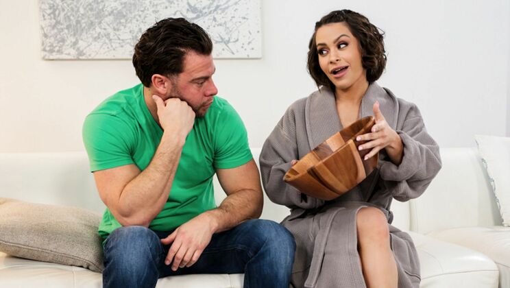 [NuruMassage] - Massage Turns into Sex with Deepthroat - Seth Gamble - Nicole Aria