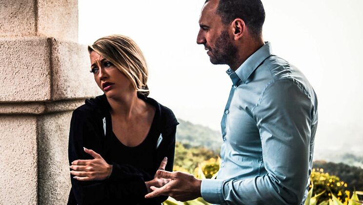 [PureTaboo] - Blonde Teen Gets Fucked After Car Crash - Stirling Cooper - Adira Allure