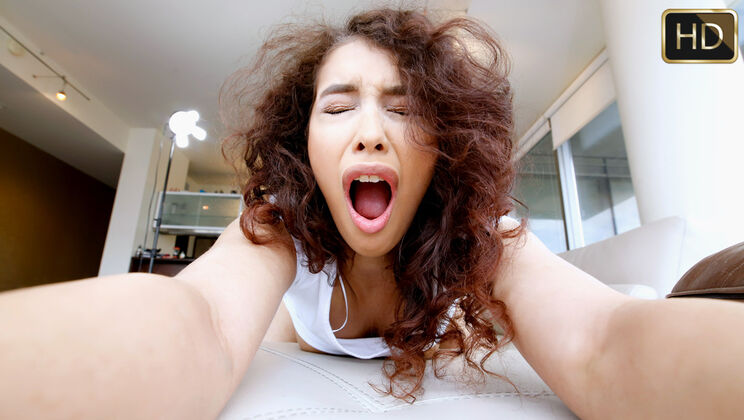 [TeenyBlack] - Tony Profane Takes Advantage of Kitty Foxxx's Curiosity - Tony Profane - Kitty Foxxx