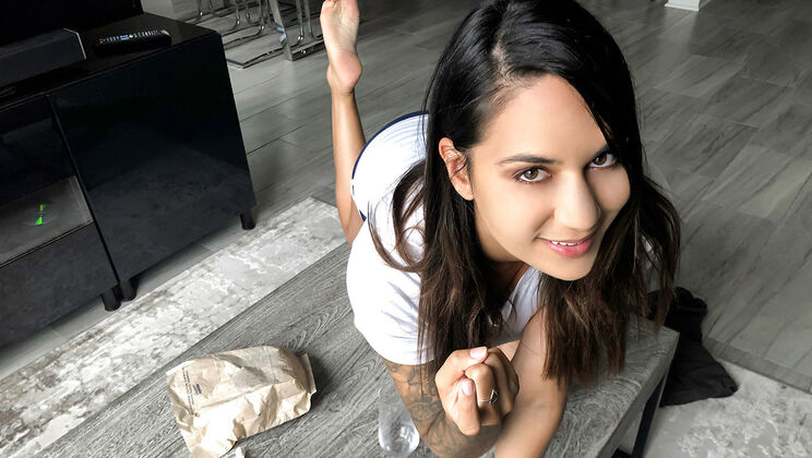 Zara's Sensual Encounter