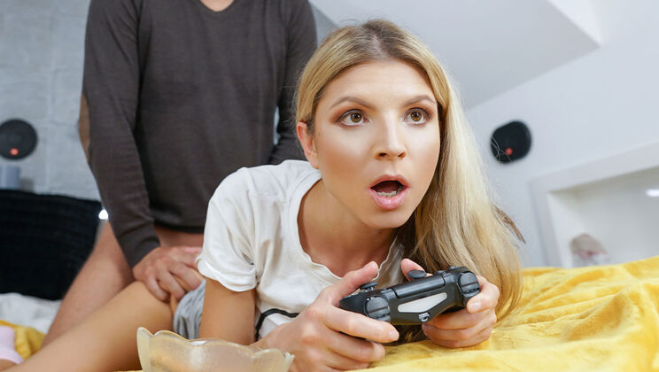 Teenage Gamer Girl Sex