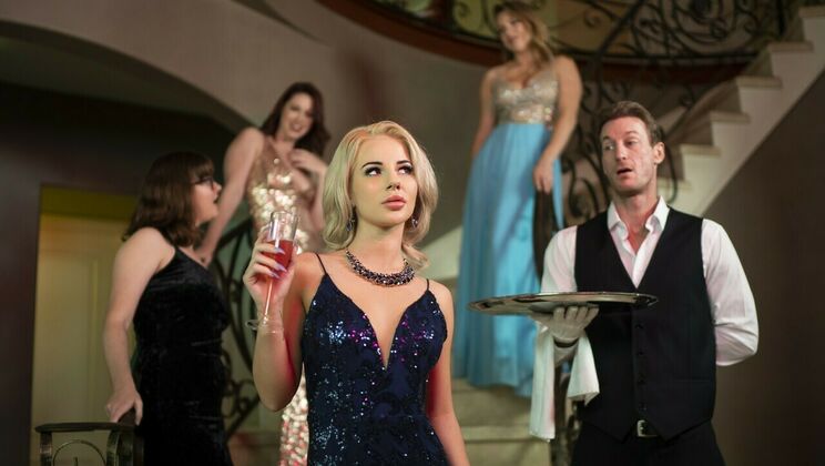 [Babes.com] - Blonde Seduction in the Bathroom - Ryan Mclane - Bella Elise Rose