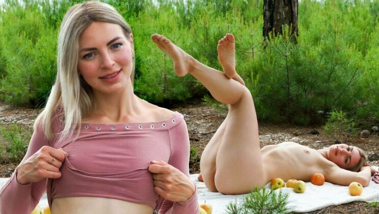 [ClubSweethearts] - Blonde Babe Roxy T Loves Outdoor Fun - Roxy T