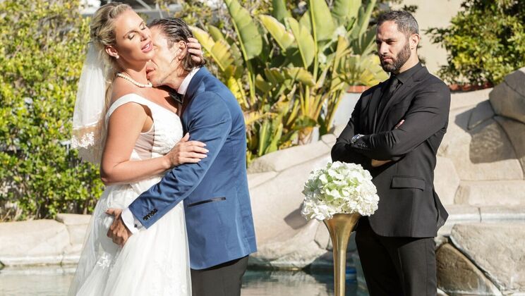 [Brazzers] - Outdoor Doggystyle Fucking on the Wedding Day
