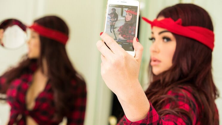 Selfie Titty Fuck with Piercing