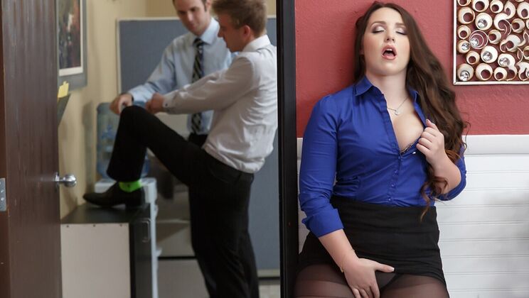 [Brazzers] - Small Tits Executive Gets Fucked