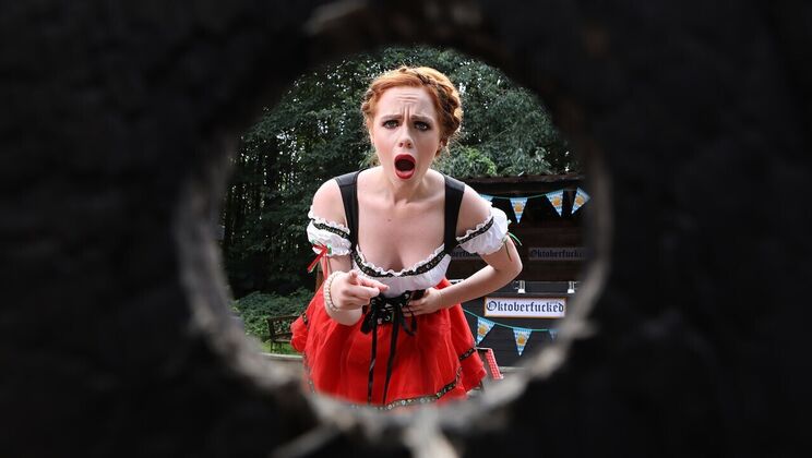 [Brazzers] - Danny D Fucks Ella Hughes in Standing Doggystyle - Ella Hughes - Danny D