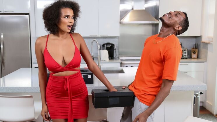 [RKPrime] - Short Hair Brunette Gets Facial