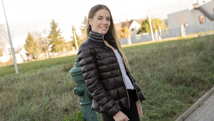 [PublicAgent] - Eveline Dellai Gets Lucky at Casino and Fucks Hard - Erik Everhard - Eveline Dellai