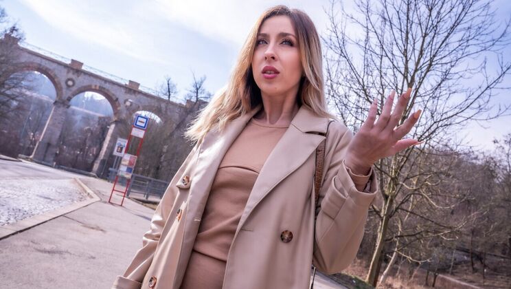 [PublicAgent] - Amateur Blonde MILF Blowjob and Deepthroat