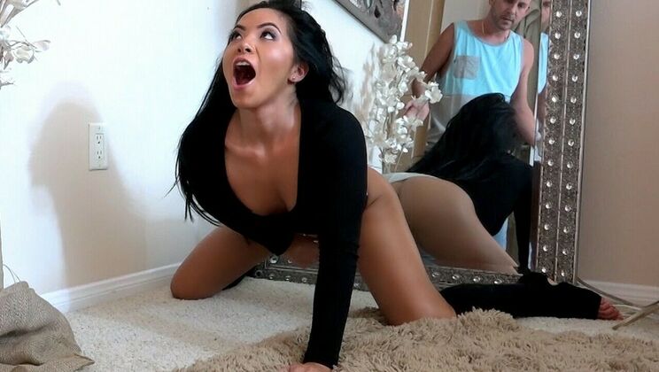 [LetsTryAnal] - Morgan Lee Checks Her Own Ass - Morgan Lee