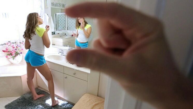 [Don'tBreakMe] - Liza Rowe Enjoys it Hard - Liza Rowe