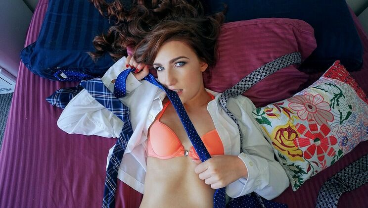 [IKnowThatGirl] - Alex Legend's Reverse Cowgirl: A Hot Amateur Experience - Alex Legend