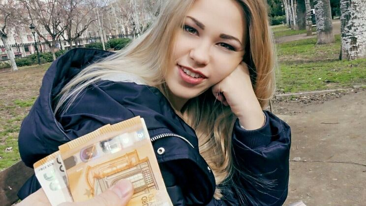 [PublicPickups] - Lustful Blonde and Nerd Public Sex - Erik Everhard - Selvaggia