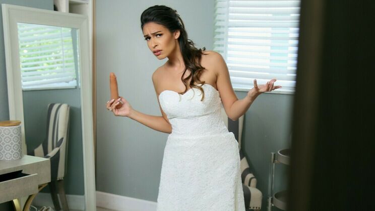 [PervsOnPatrol] - Shaved Pussy, Big Tits, Outdoor Fun - Katana Kombat - Johnny Love