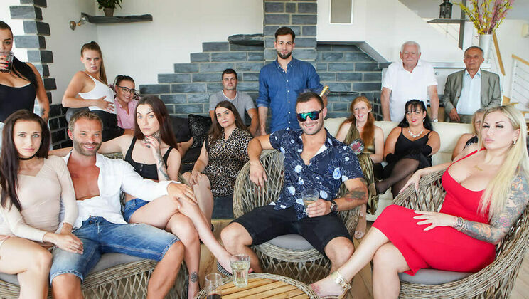 [FamilyScrew] - Join Our Crazy Family - Part 1 - Nicole Love - Daphne Klyde - Jarushka Ross - Yvonne - Casey - Inna - Koko Blond - Keira Flow - Dirty Gunther - Ginger Mi - Paula Ven