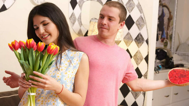 [ClubSweethearts] - Brunette Beauty Every Day - Parish Shine