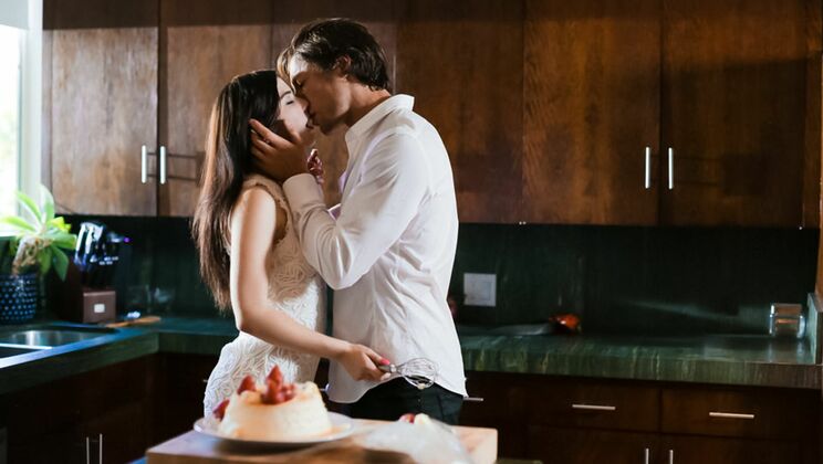 Brunette Chef's Cumshot Surprise