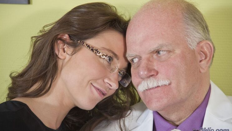 [Oldje] - Big Tits and Old Butler's Desire