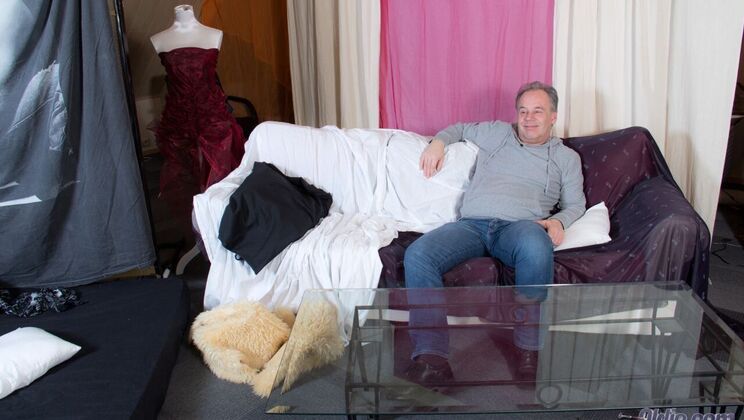 [Oldje] - Lianna's Pussy Gets Licked and Fucked - Erick - Lianna