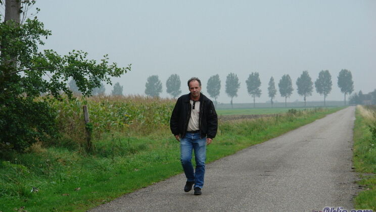 [Oldje] - Kissing and Doggystyle with Alisa