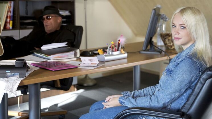 [Oldje] - Tattooed Blonde Rides Dick - Arteya - Nico