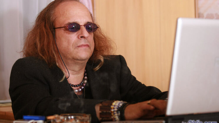 [Oldje] - Doggystyle Fucking With A Skinny Teen - Michaela Marti - Manfred