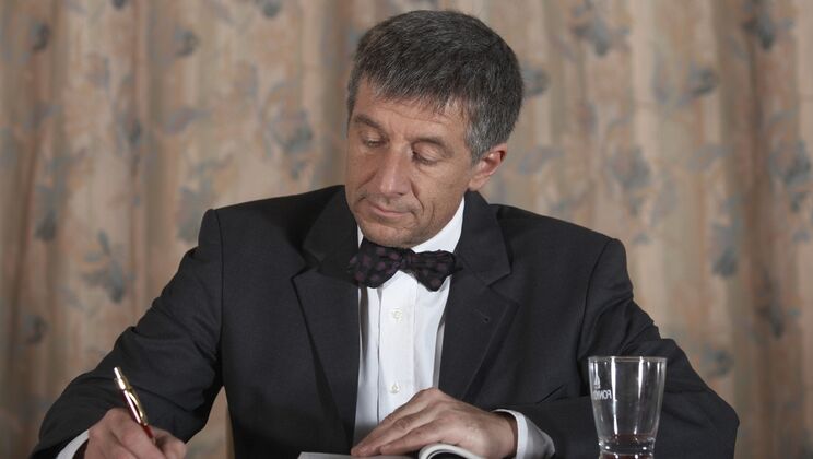 [Oldje] - Young Redhead with Big Natural Tits Blowjob - Andre - Baby Silver