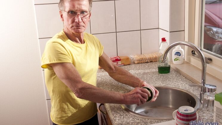 [Oldje] - Denise Sky's Fingering Frenzy in the Kitchen with John - John - Denise Sky