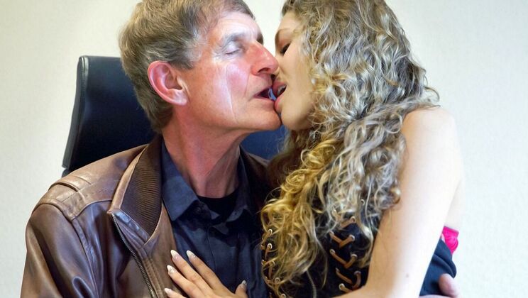 [Oldje] - Blackmailed into Deepthroat Fun