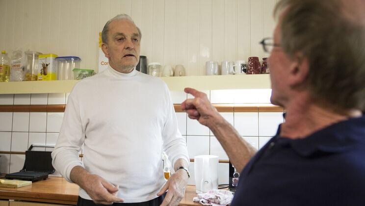 [Oldje] - Natural Tits Maid in Bikini - John - David - Teressa Bizarre