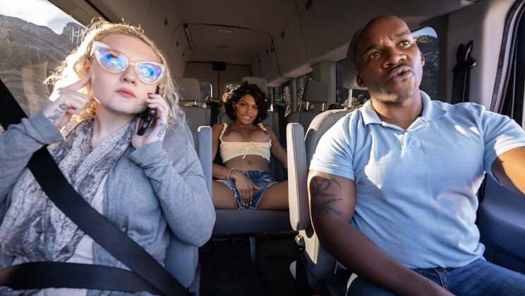 [TransAngels] - Shaved Brunette Loves Big Cock in Missionary - Lola Morena - Smash Thompson