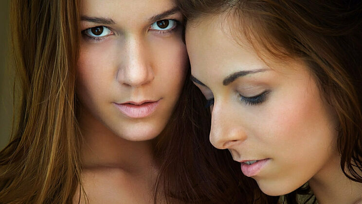 [SexArt] - Shaved and Natural - A Lesbian Delight